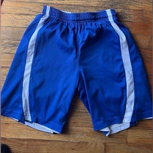 Men’s reversible basketball shorts size S